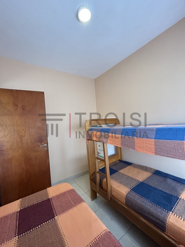 362 - Depto. 3 ambientes a 100 mts del mar - Calle 36 e/2 y 3 