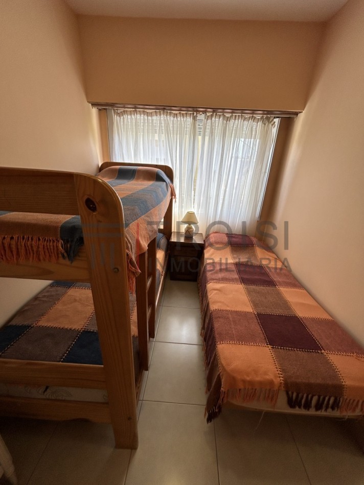 362 - Depto. 3 ambientes a 100 mts del mar - Calle 36 e/2 y 3 