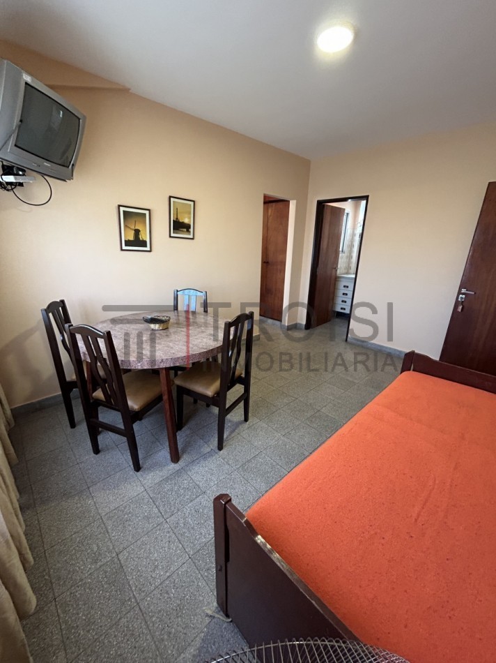 365 - Depto. 2 ambientes a 100 mts del mar - Calle 36 e/2 y 3