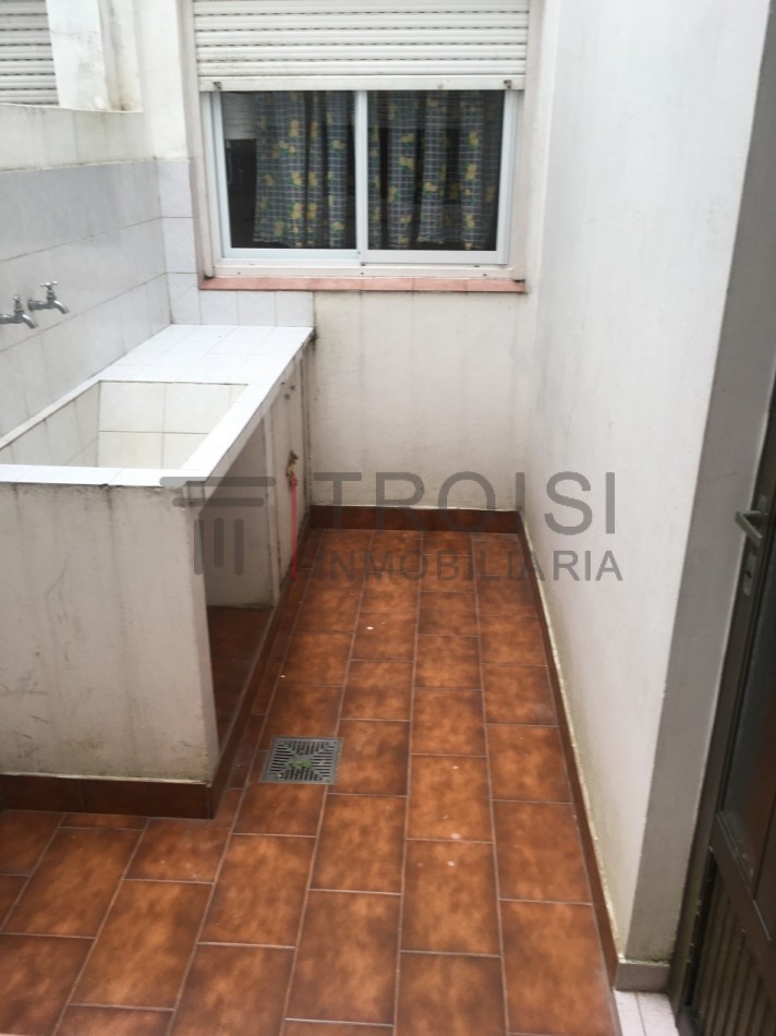 413 - Depto. 2 Amb - Av. 41 e/6 y 7 