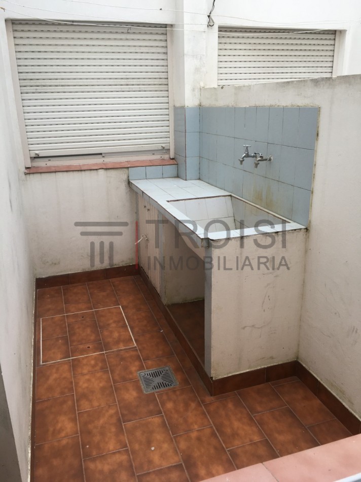 414 - Depto. 2 Amb - Av. 41 e/6 y 7 