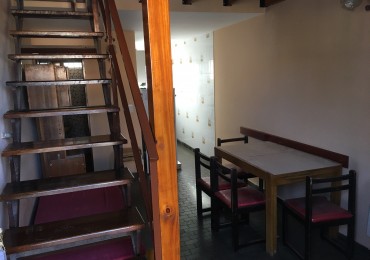 Duplex 3 ambientes - Calle 33 N°661 e/ 6 y 7 - V29