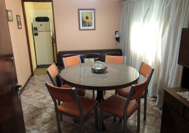 Depto. 2 ambientes - Calle 2 N°875 e/35 y 36 - V6