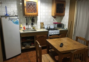 Depto. 2 ambientes - Calle Costanera e/33 y 34 - V25