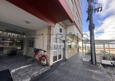 V38 - Departamento - Calle 33 N° 151 esquina Costanera - Santa Teresita