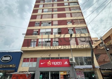 V76 - Depto. 2 ambientes - Calle 2 e/37 y 38