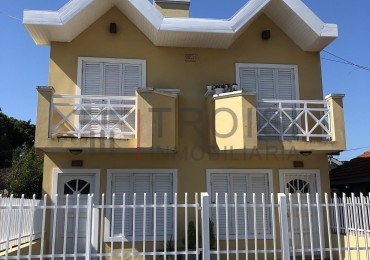 A9 - Triplex 4 ambientes - Calle 48 e/ 2 y 3