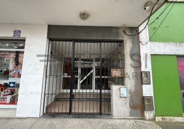 V71 - Depto. 2 ambientes - Calle 33 e/ 2 y 3